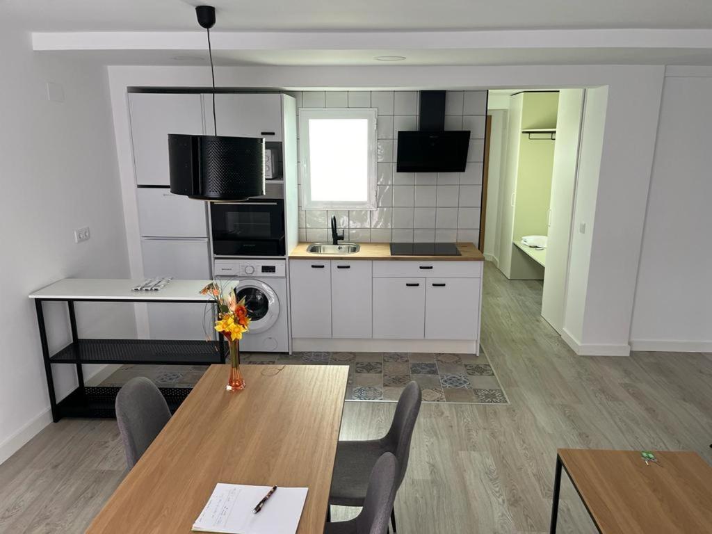 Chloe37 Apartment